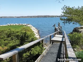 Riverfront Home with Scenic Views and Prime Sailing Access 2 img 14939 1
