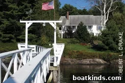 Hodgdon Island Cape Home with Country Ambience in Maine 2 img 19679 1