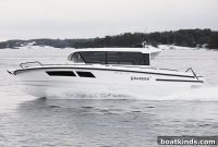 Quarken 35 Cabin Cruiser Review and Specs