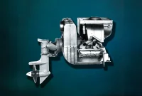 Porsche Debuts Lightweight Marine Engine for Boats