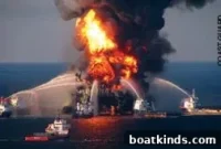 Gulf Oil Spill Threatens Fisheries and Tourism