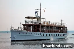 Sequoia, 104-foot Trumpy motoryacht
