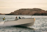 Breakout Boats: Models, Specs & Buying Guide
