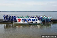 Suzuki Marine Propels Waterskiing World Record
