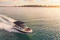 Sea Ray SLX 260 Outboard Review: Specs & Performance