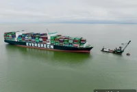 Container Ship Remains Stuck in Mud