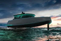 Navier, Pure Watercraft and Arc Boat Unveil Electric Boats