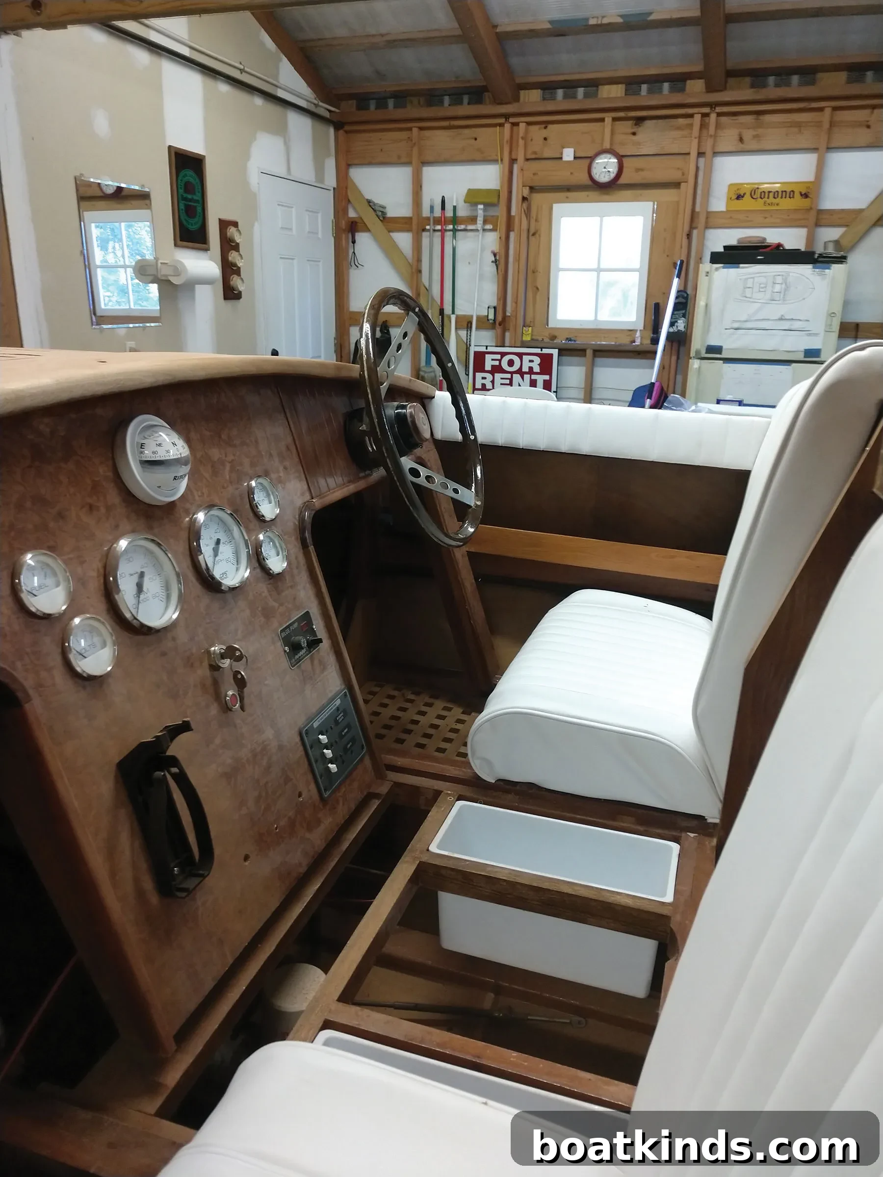 Interior details and custom features of Drift Wood