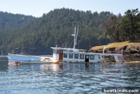 Historic Yacht Sinks in San Juan Islands, Crew Rescued