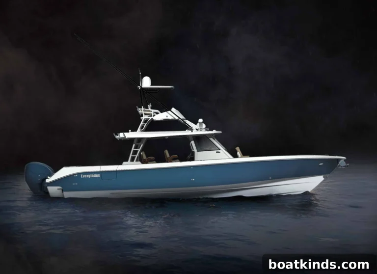 Everglades 455cc Center Console: First Look